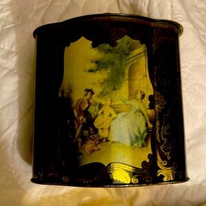 Vintage Tea Biscuit Confection Tin can plus set of cups and plate